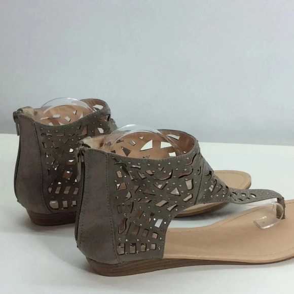 BONGO Flat Sandals with Rhinestones Size 10 - Picture 4 of 8